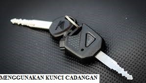 Menggunakan Kunci Cadangan